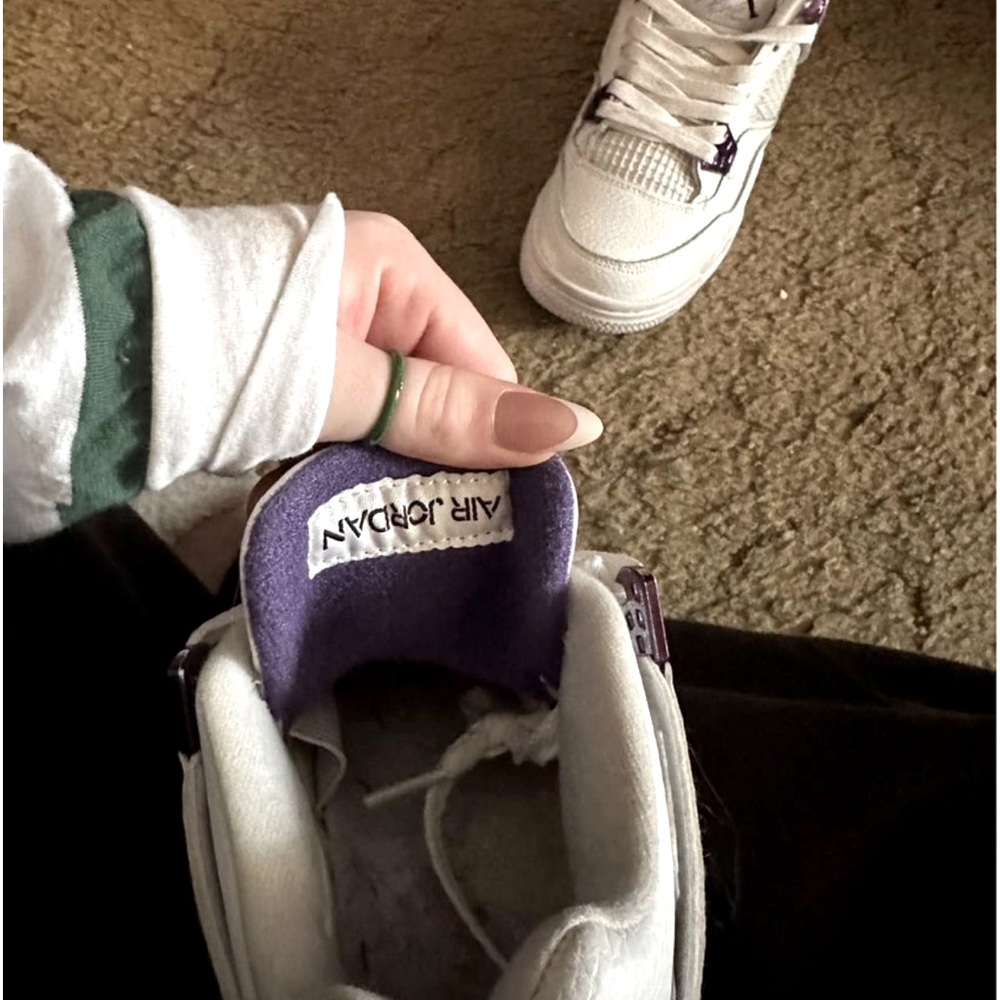 Barely Worn Jordans - image 3